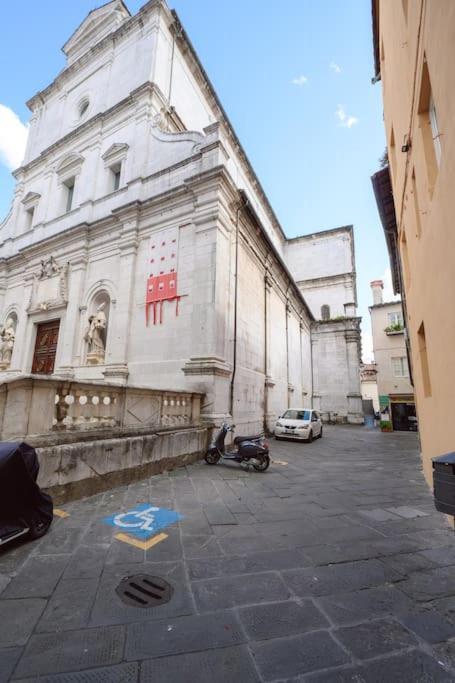 Corte Paolina - Charming Courtyard Inside Lucca Exterior photo